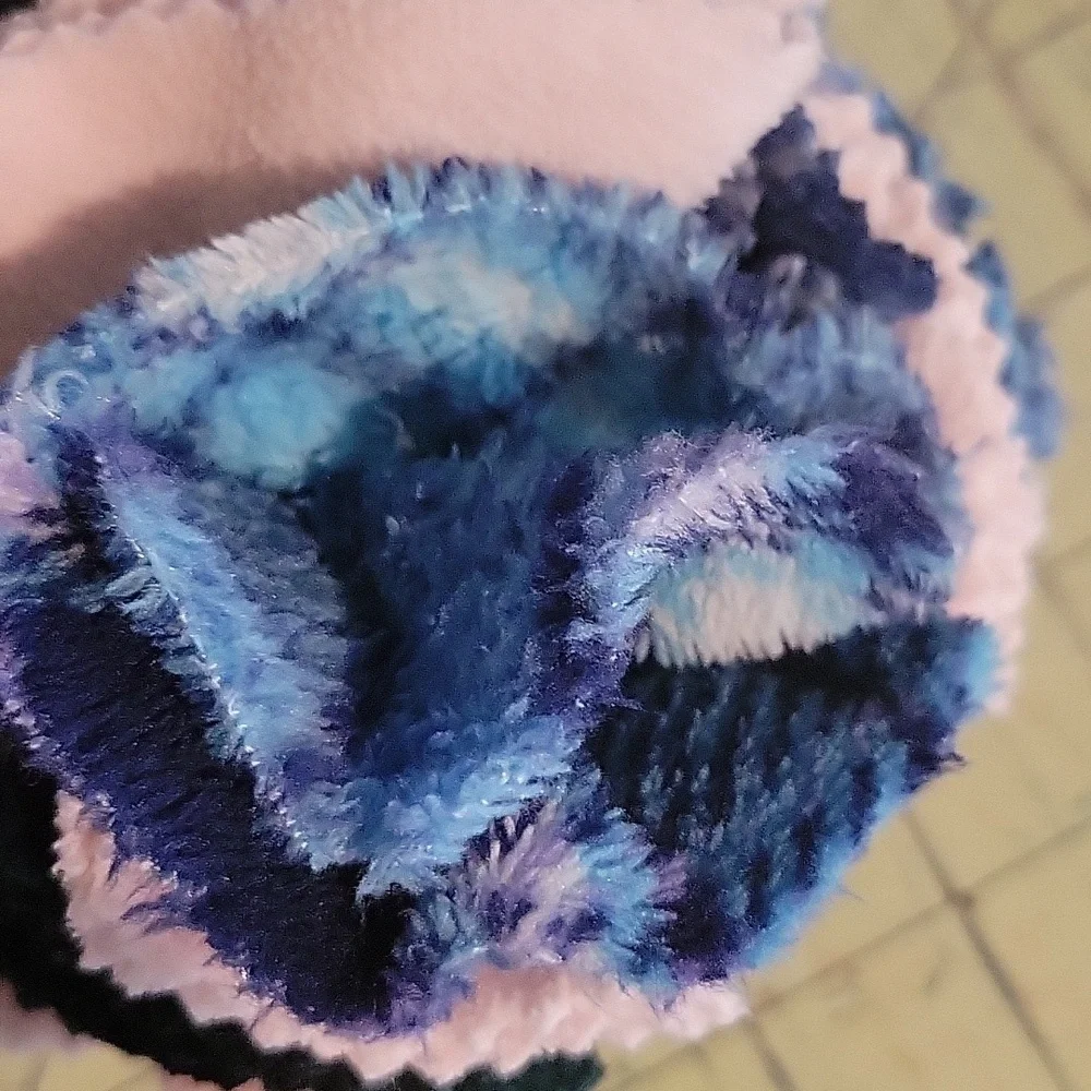 For Dogs X-Small - snuffle sniffer ball with plaids and solids
